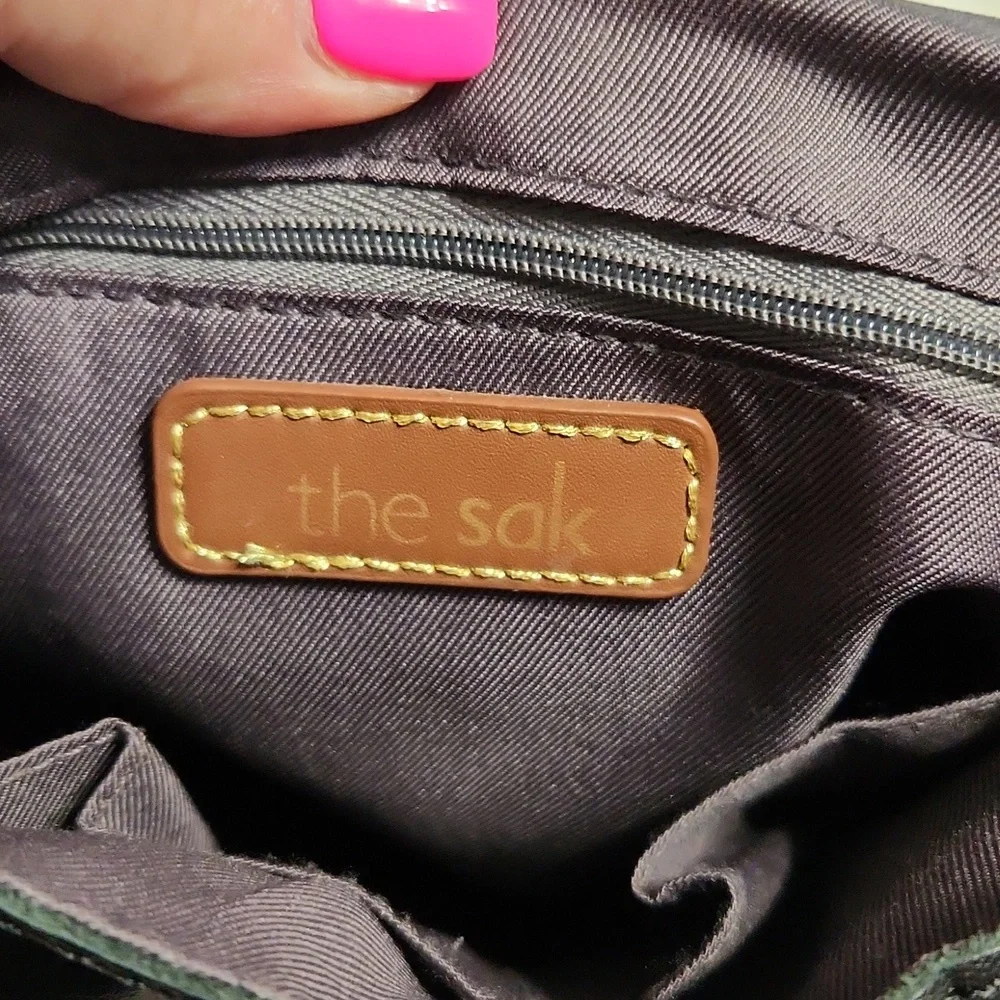 The Sak Silverlake Leather Crossbody Bag - Picture 9 of 16